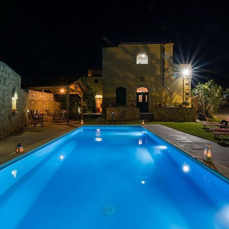 Skandalis Apartments With Pool Chorafakia Ngoại thất bức ảnh