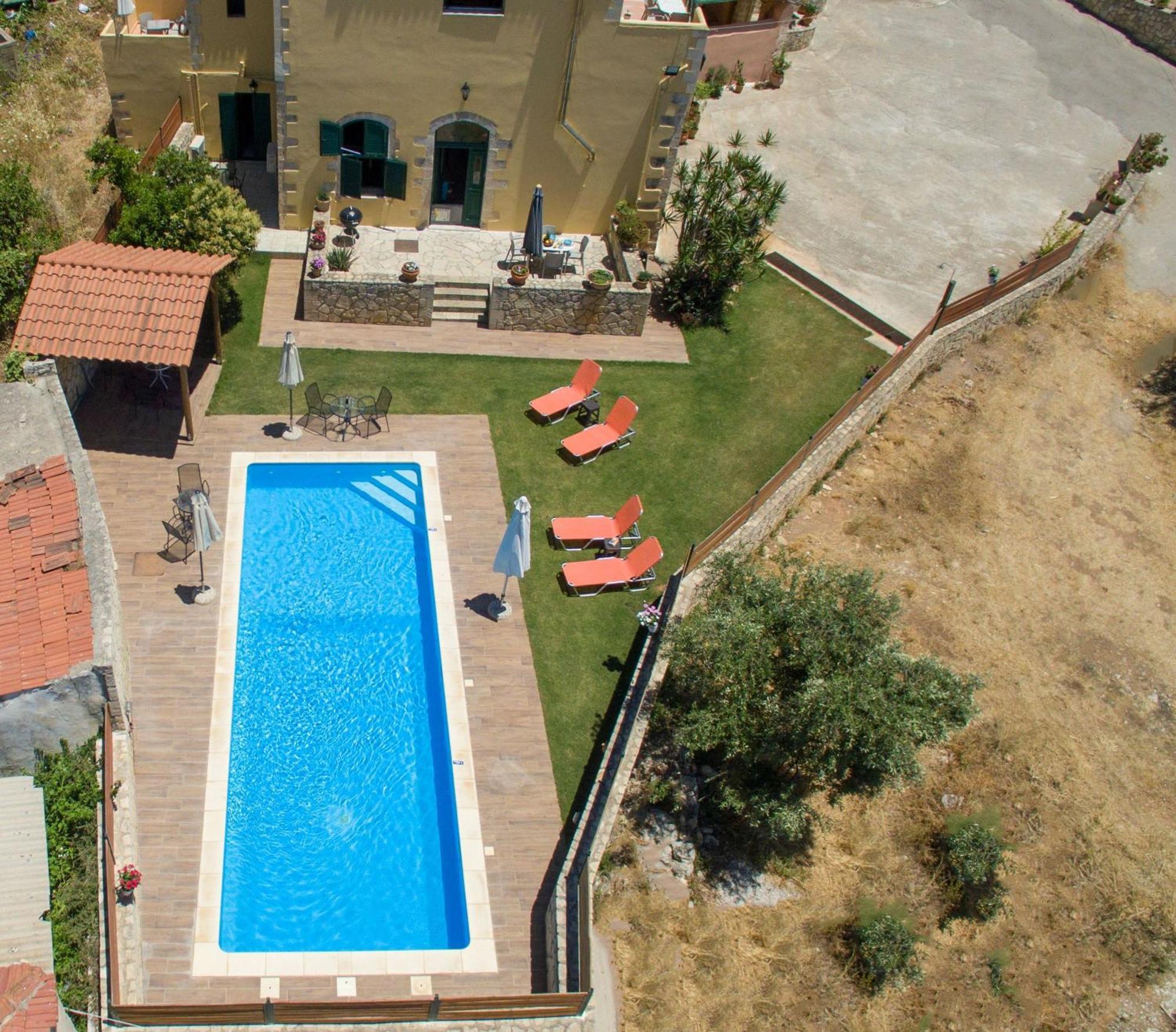 Skandalis Apartments With Pool Chorafakia Ngoại thất bức ảnh
