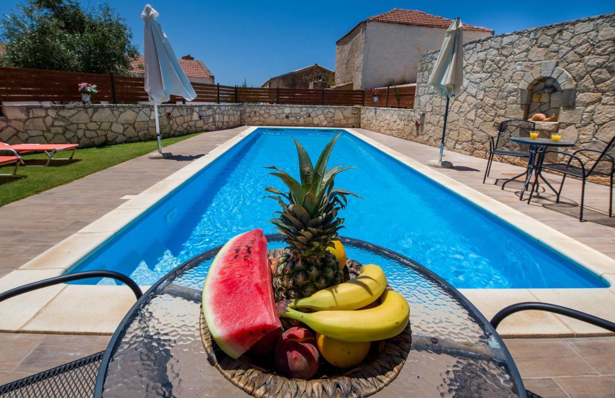 Skandalis Apartments With Pool Chorafakia Ngoại thất bức ảnh
