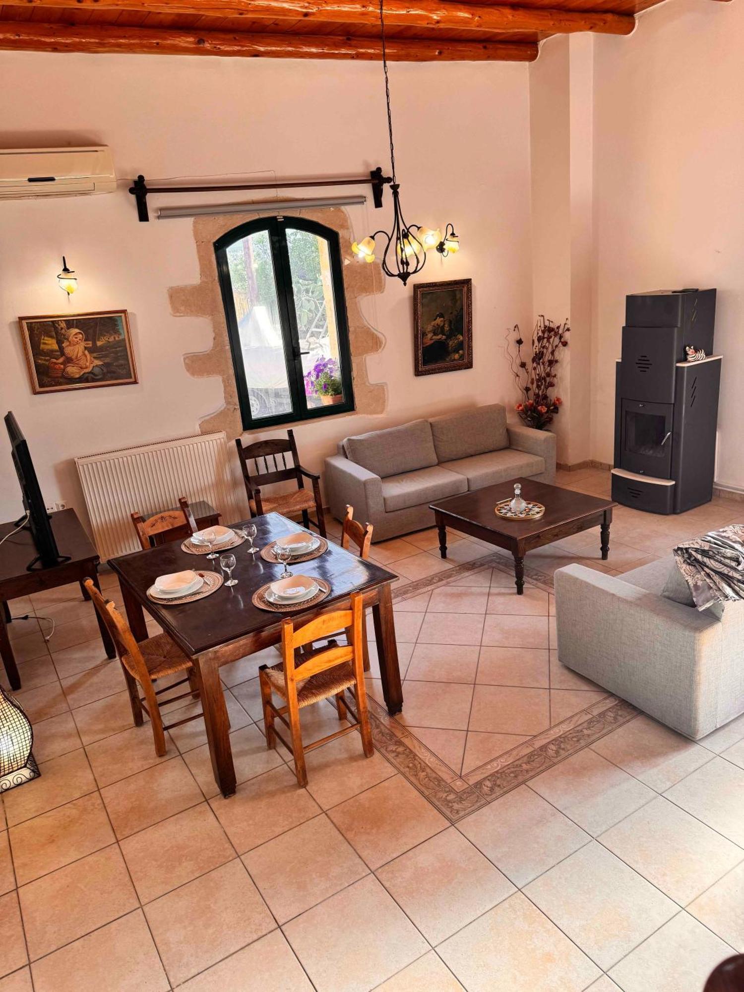 Skandalis Apartments With Pool Chorafakia Ngoại thất bức ảnh